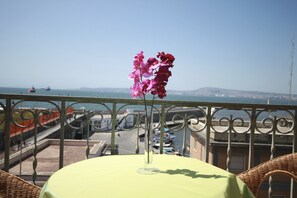 Triple Room | Balcony