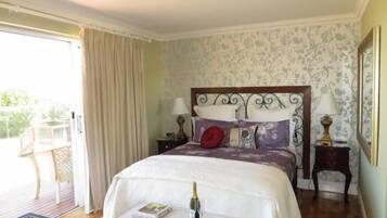 Standard Studio, Non Smoking, Balcony (Silhouette)