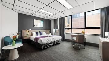 Premium Room, 1 King Bed