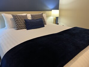 Luxury-Suite | Individuell eingerichtet, Verdunkelungsvorhänge, schallisolierte Zimmer