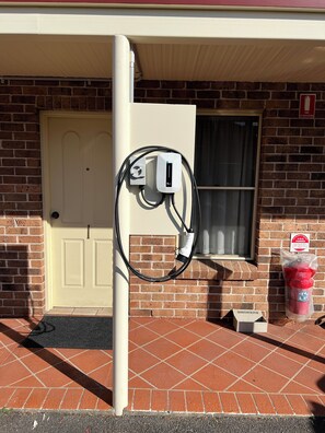 Exterior - Cedar Lodge Motel (Armidale)