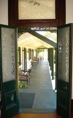 Terrace/patio - Lochinvar House B&B (Lochinvar)