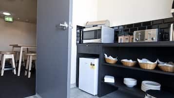 冰箱、茶具/咖啡用具
