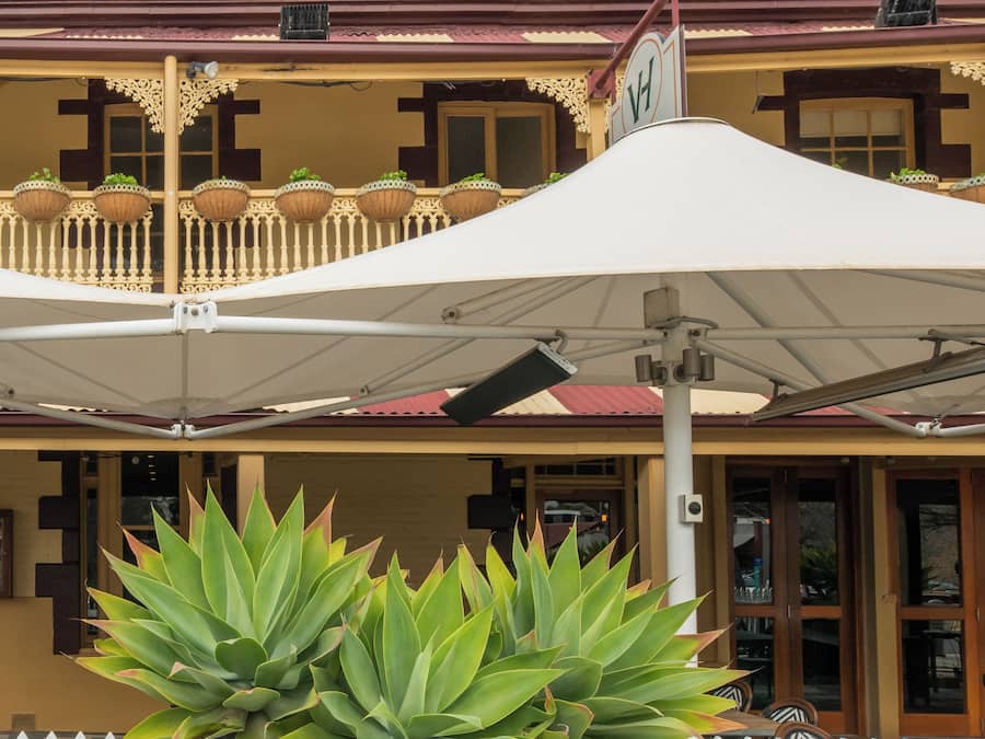 Fachada de la propiedad