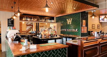 Victoria Hotel - Strathalbyn