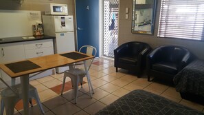 Studio familial | AccĂšs au Wi-Fi (inclus)