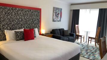 Premier Room, 1 King Bed | 2 bedrooms, Egyptian cotton sheets, premium bedding, pillowtop beds