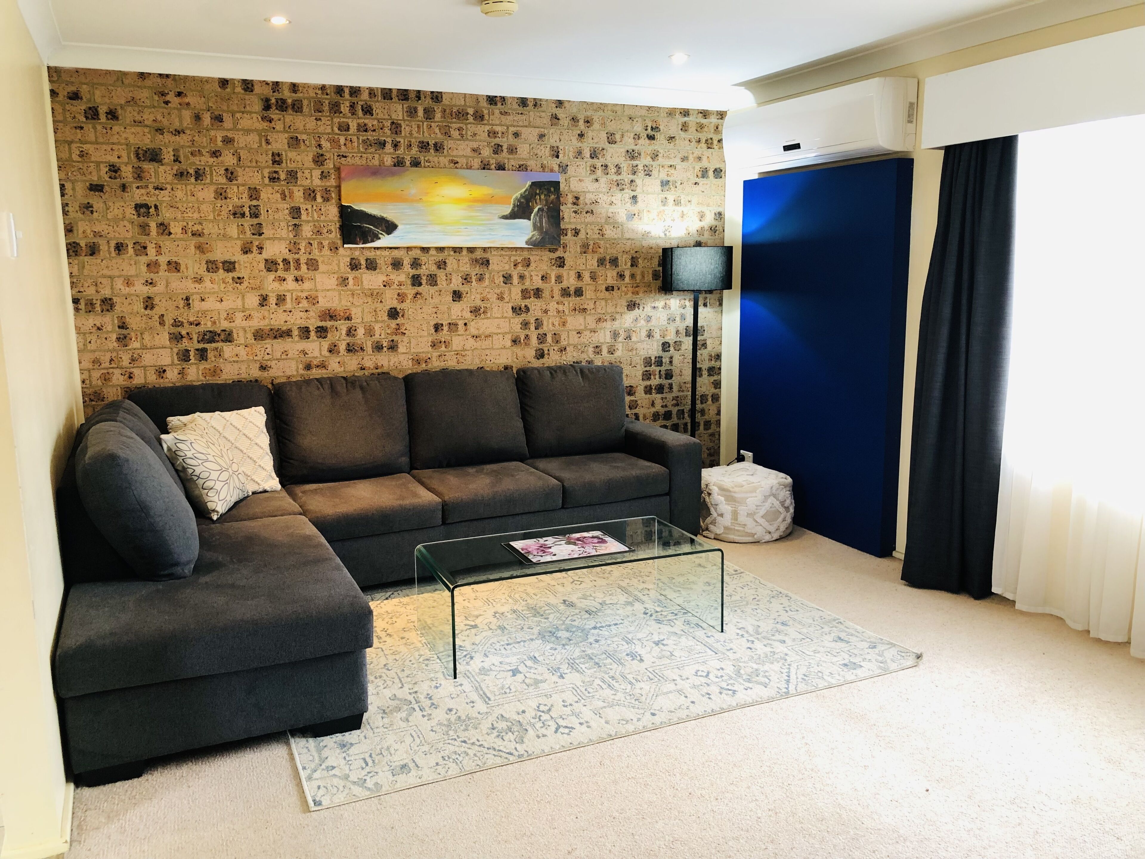 50 インチのスマートテレビ (デジタル放送視聴可)、テレビ