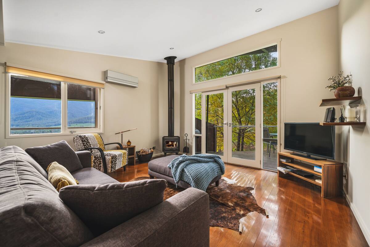 Flat-screen TV, DVD player