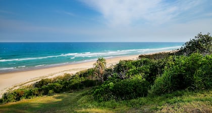 Aqua Promenade Beachfront Apartments