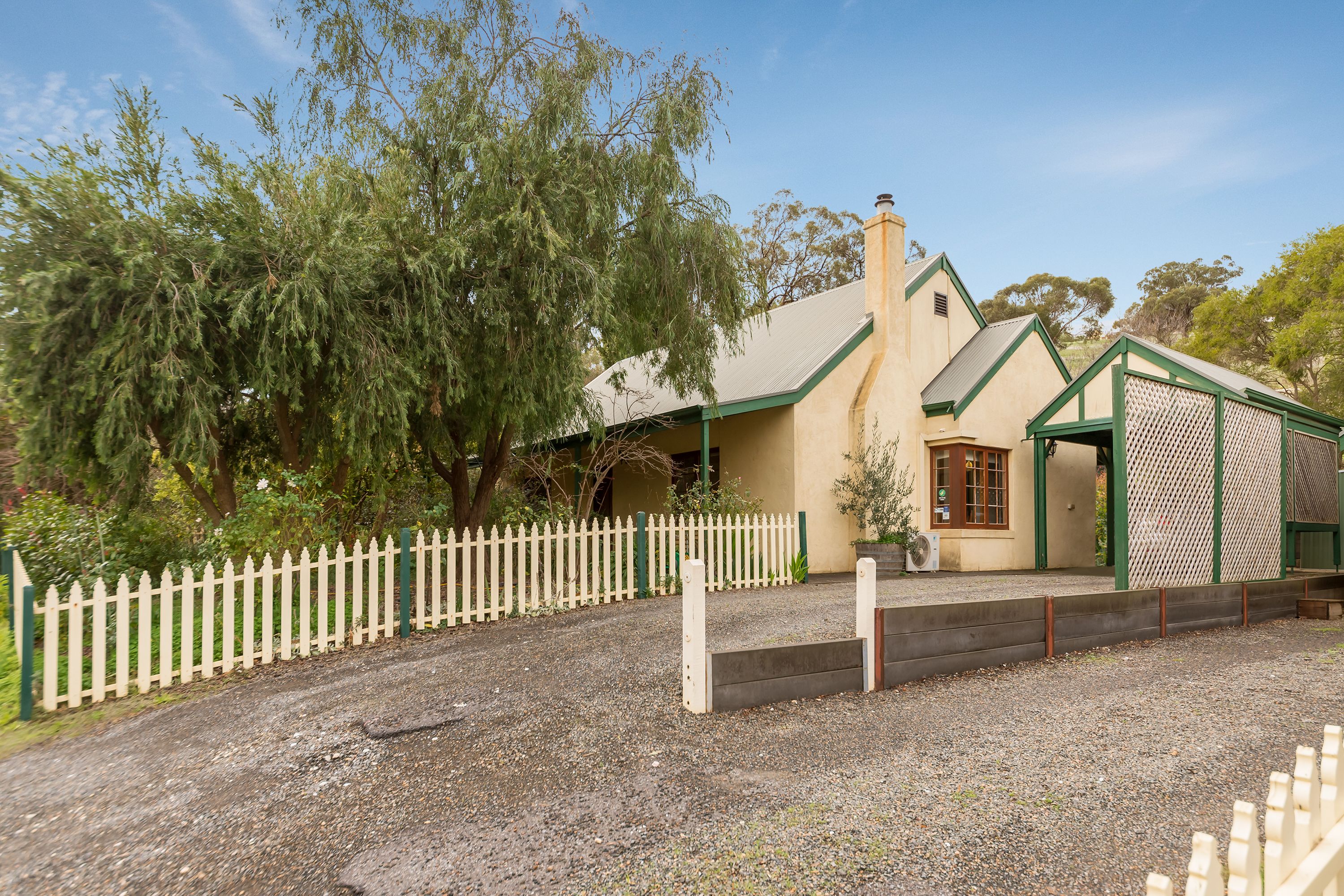 Country Pleasures — image 27