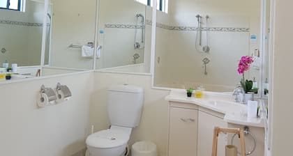 Harbour Lodge Motel Gladstone