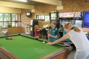 Billiards - Forest Glen Holiday Resort (Forest Glen)