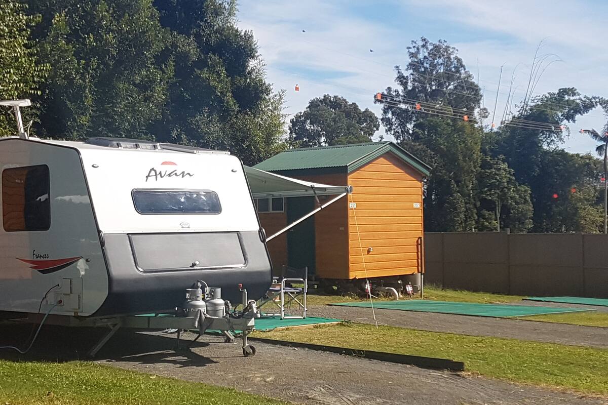 Tent, uitzicht op park (Powered Tent Site) | Veilig