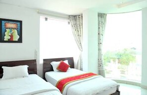 デラックス ルーム | ミニバー、セーフティボックス (室内)、デスク、WiFi (無料)