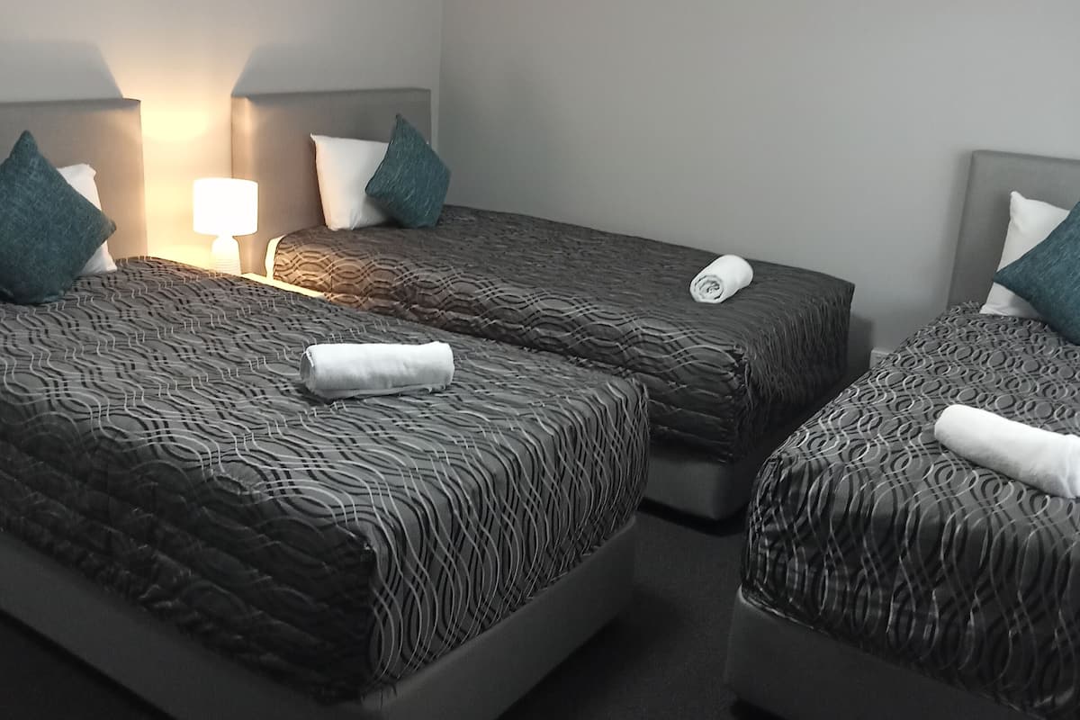 Chambre Triple Deluxe, 3 lits une place