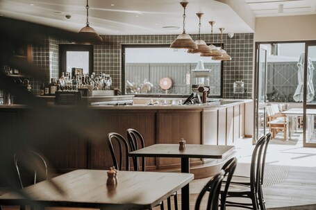 Bar (en la propiedad)