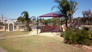 Unclassified image, 2 of 32, button - The New Whyalla Hotel (Whyalla Playford)