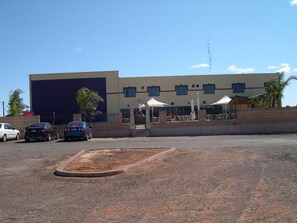 Free self parking - The New Whyalla Hotel (Whyalla Playford)