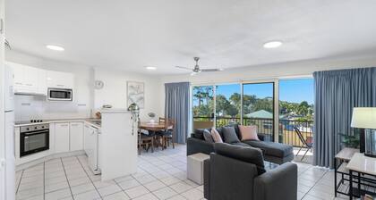 Alexander Beachfront Apartments