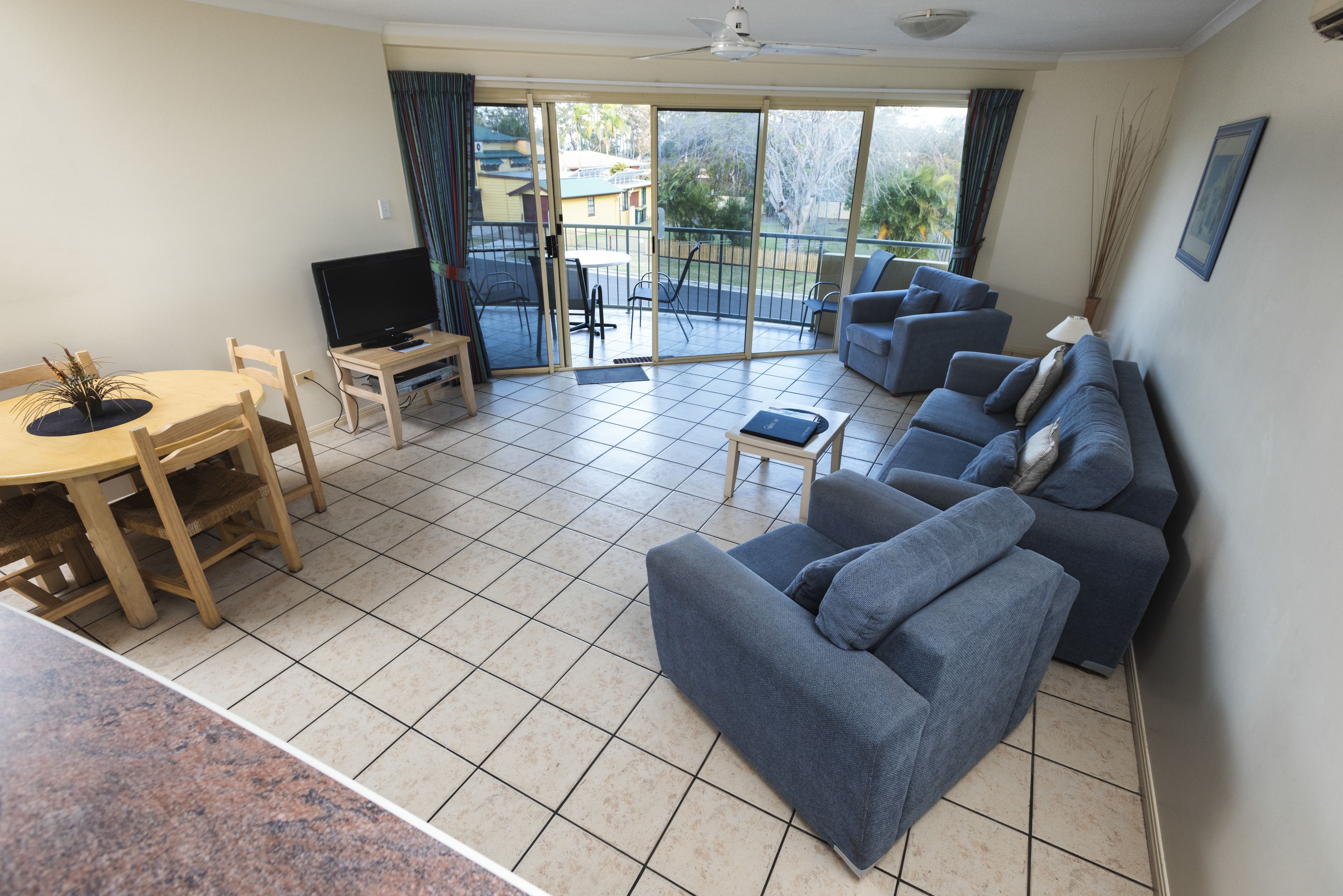 Alexander Beachfront Apartments — image 14