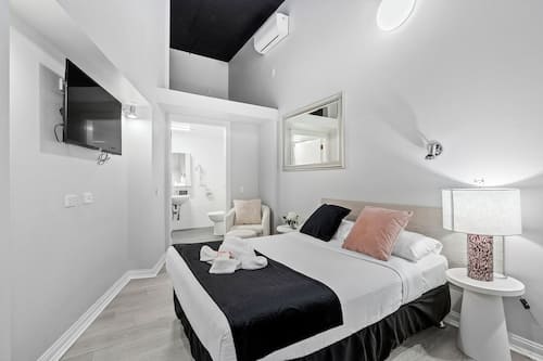 Deluxe Double Ensuite