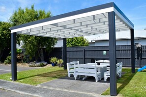 Children’s play area – outdoor - Drovers Motor Inn (Palmerston North)