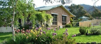 Halls on Falls Homestead