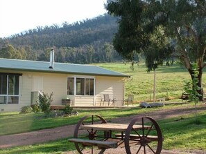 Property grounds - Halls on Falls Homestead (Strath Creek)
