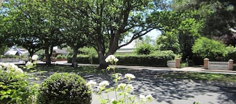 Arendon Cottage