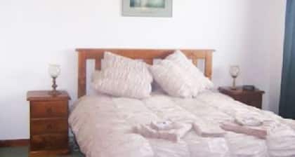 Catalina Cottage Holiday House