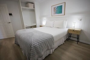 Apartment, Terrace (Apartment 3) | 1 bedroom, iron/ironing board, WiFi (free), bed sheets - Albany Central Apartments (Albany)