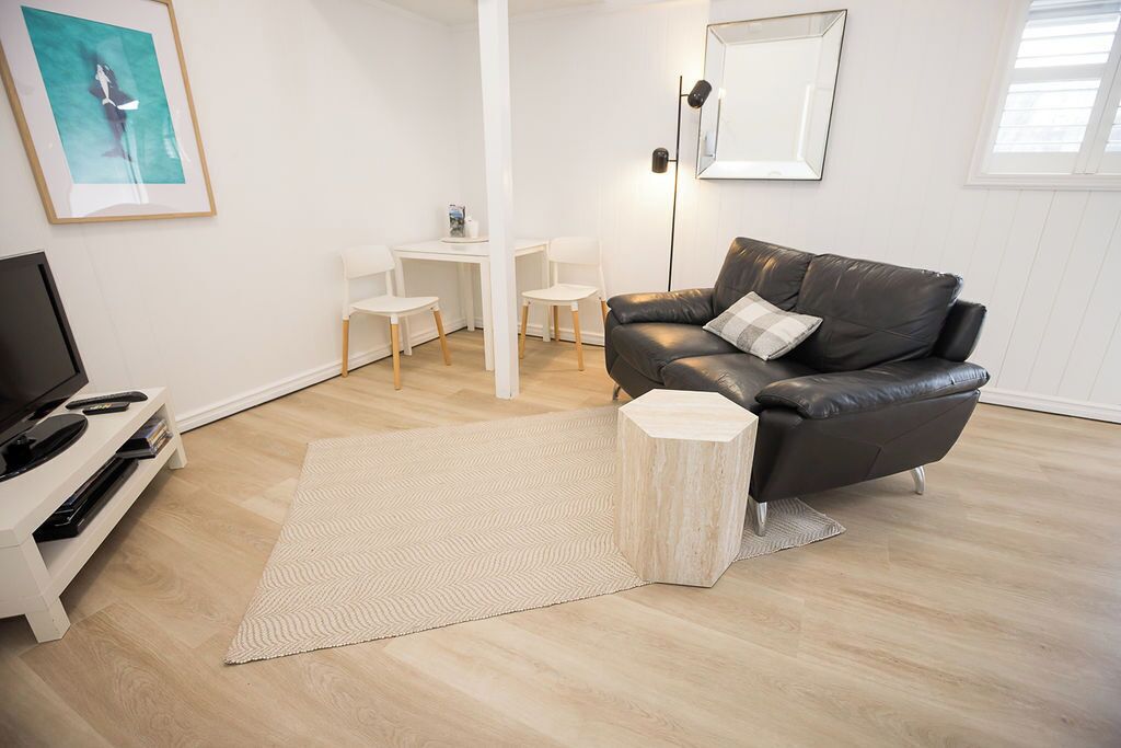 Standard Apartment, 1 Bedroom, Non Smoking, Kitchen (Apartment 2) | Living area | Flat-screen TV, DVD player