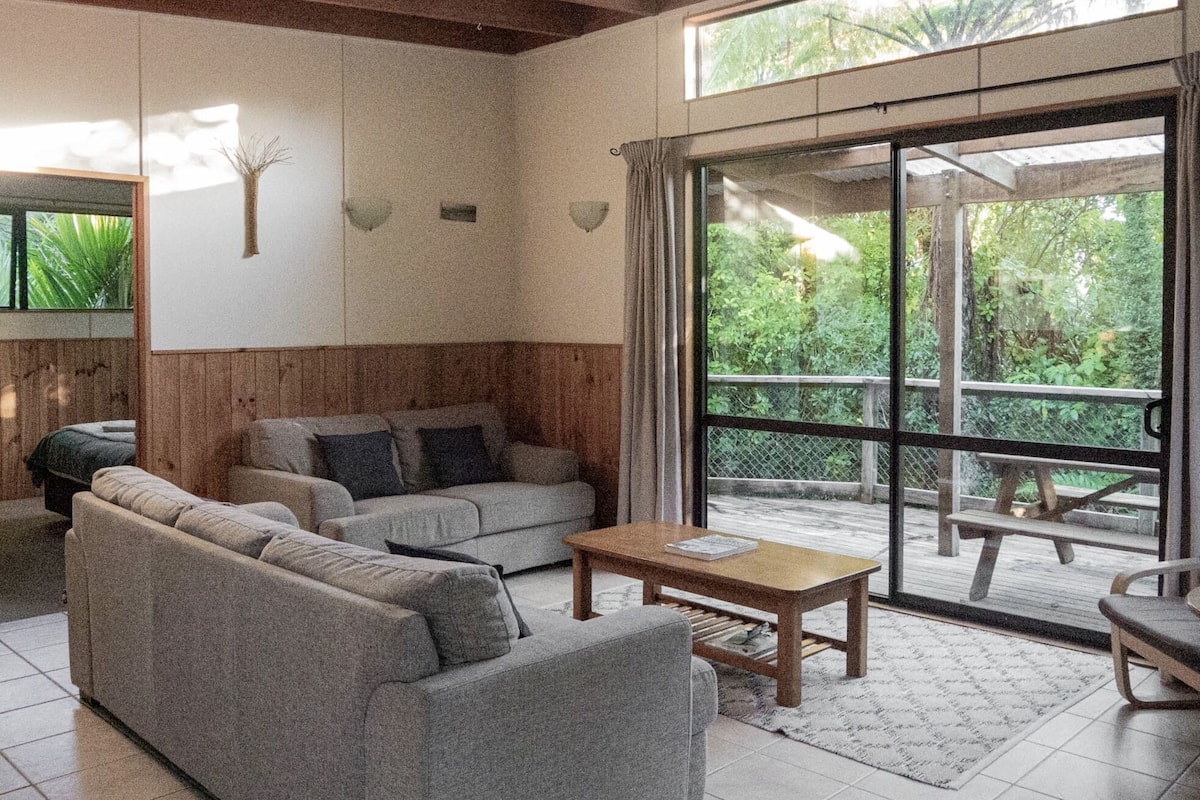 Standard Suite, 2 Bedrooms, Non Smoking, Kitchenette | Free WiFi, wheelchair access