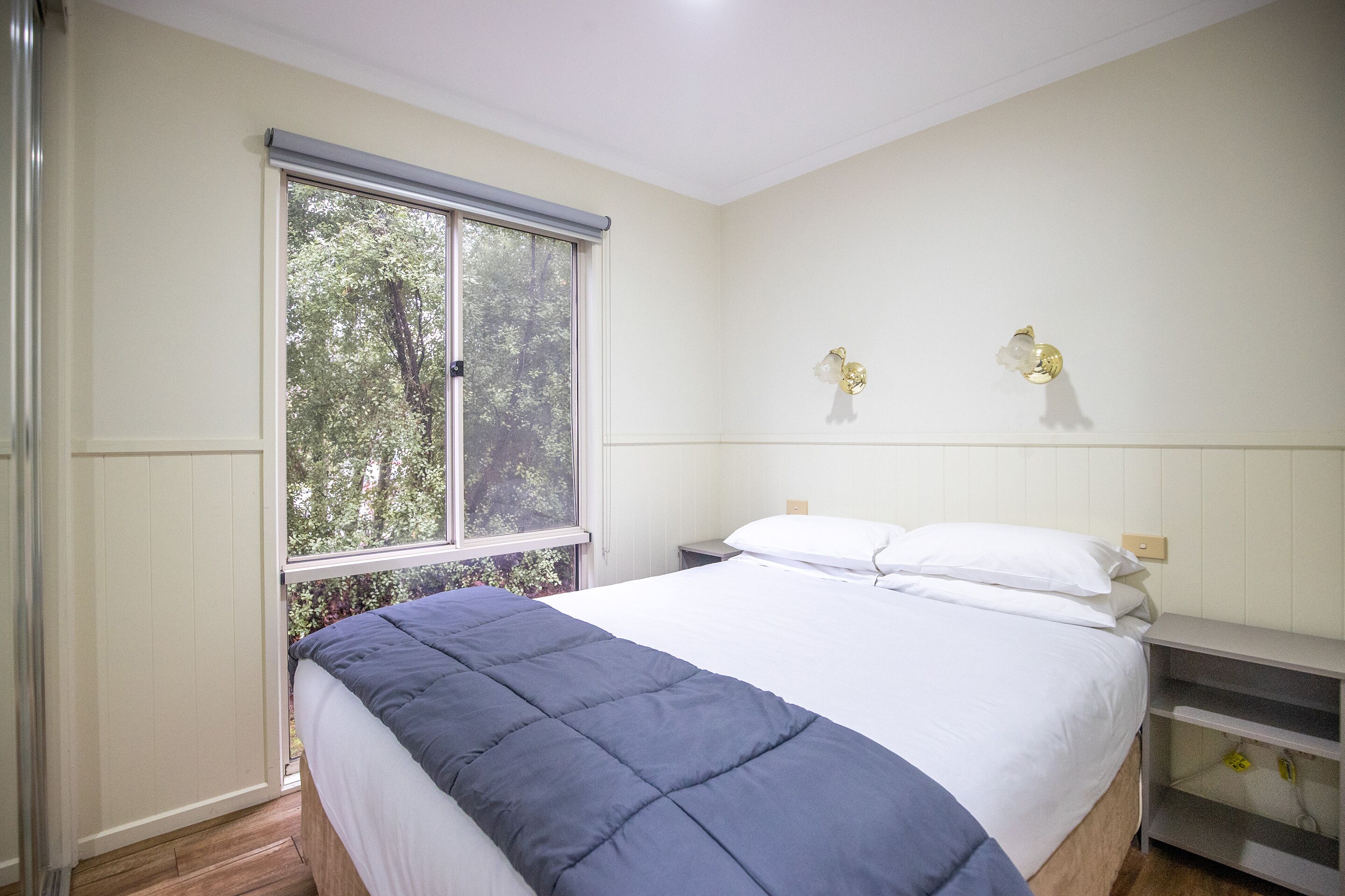 Feathertop Villa | Free WiFi, bed sheets