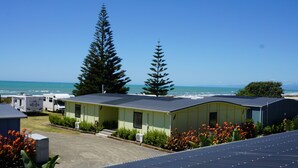 Standard Cabin, Non Smoking (Standard Cabin) - Island View Holiday Park (Opotiki)