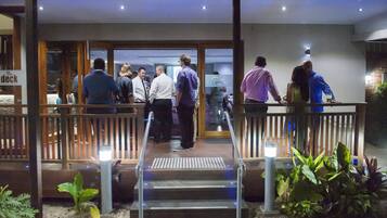 Frühstück, Mittagessen und Abendessen