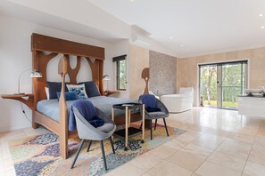 Sängtillbehör av högsta kvalitet, duntäcken, bäddmadrasser och minibar