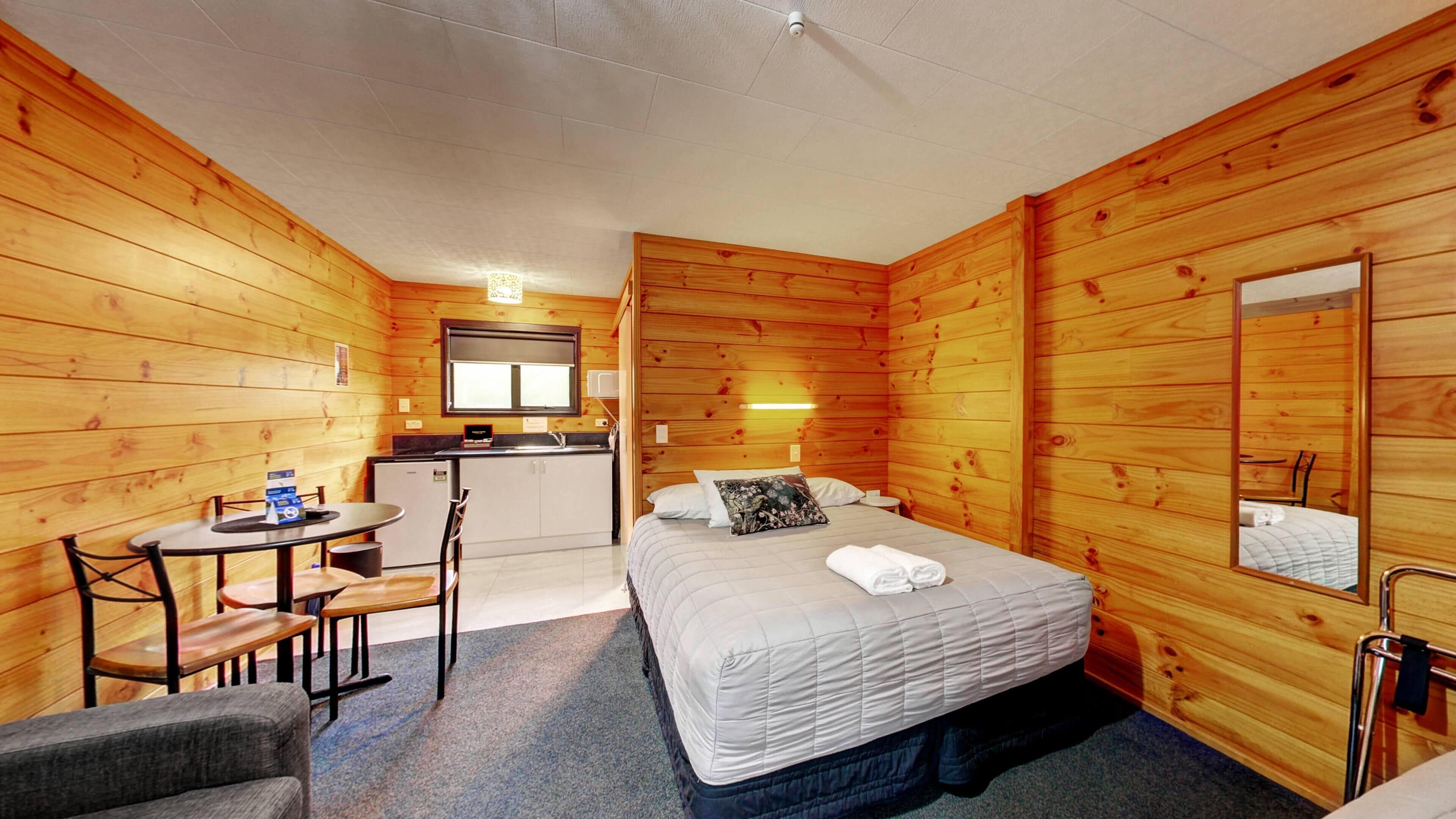 Studio Motel - 3 Berth | Free WiFi