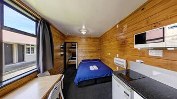 Family Kitchen Cabin - 6 Berth | Private kitchen