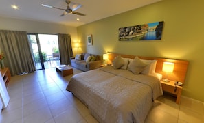 Blackout drapes, iron/ironing board, travel crib, free WiFi - Freshwater East Kimberley Apartments (Kununurra)