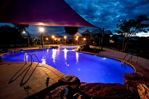 Piscine extérieure