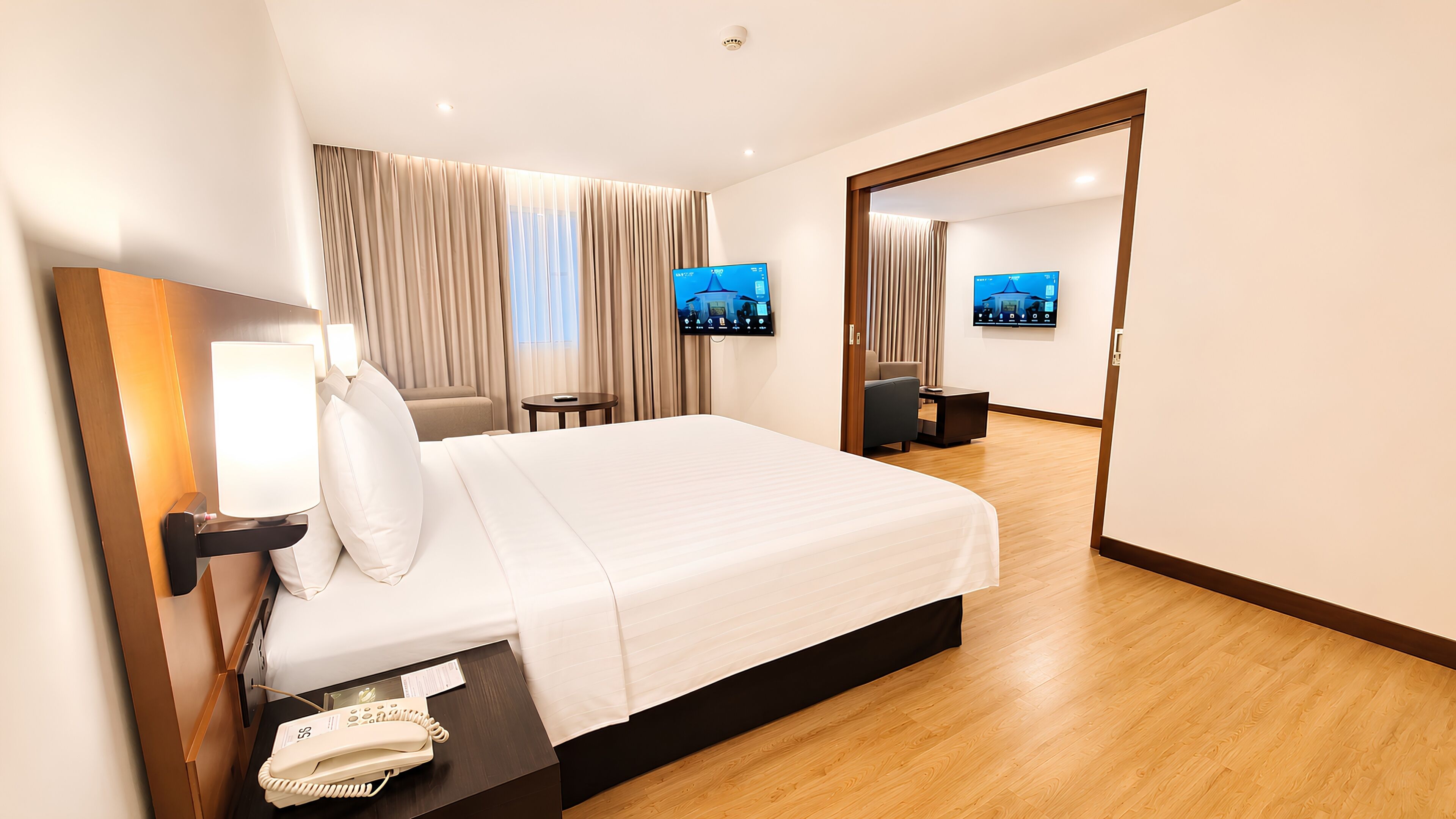 Executive Premier | Minibar y caja de seguridad en la habitación 