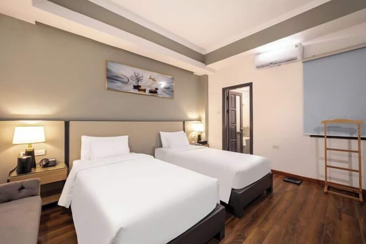 Minibar, in-room safe, blackout drapes, iron/ironing board