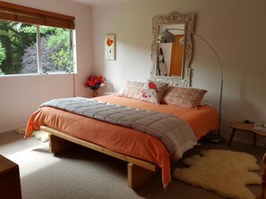 Standard Room, Non Smoking, Shared Bathroom (4 Bedroom Retreat) | 4 bedrooms, in-room safe, individually decorated, individually furnished