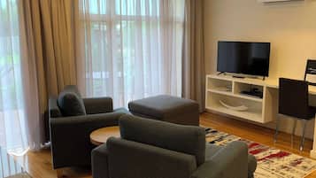 Deluxe-Apartment, 1 Schlafzimmer, Nichtraucher, Küche (Apartment) | Schallisolierte Zimmer, Bügeleisen/Bügelbrett, kostenloses WLAN
