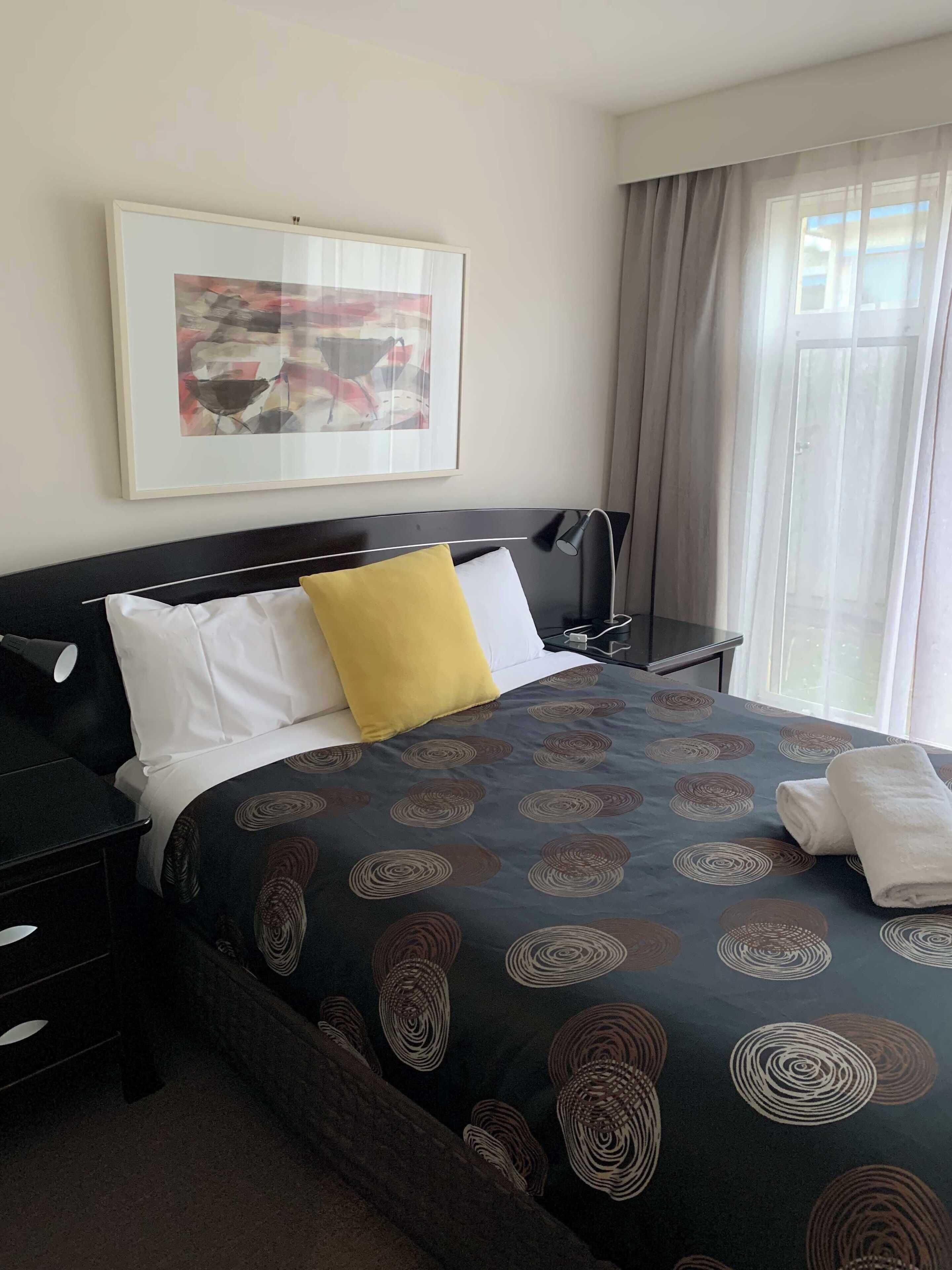 Apartamento luxo, 1 quarto, para não fumantes, cozinha (Apartment) | Quartos à prova de som, ferros/tábuas de passar roupa, Wi-Fi de cortesia