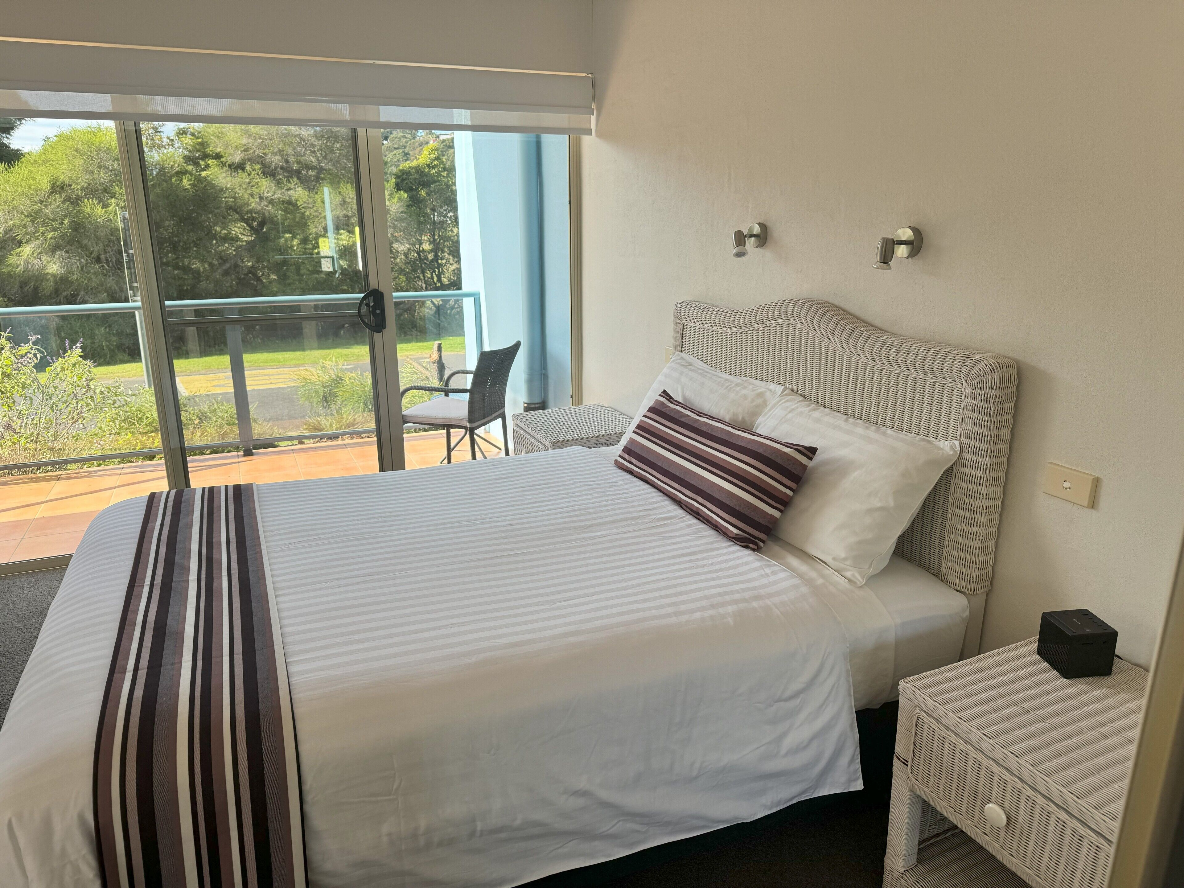 Căn hộ Tiêu chuẩn, 2 phòng ngủ, không hút thuốc, bếp (Luxury Spa Grd Floor) | 1 phòng ngủ, phòng cách âm, bàn ủi/dụng cụ ủi quần áo 