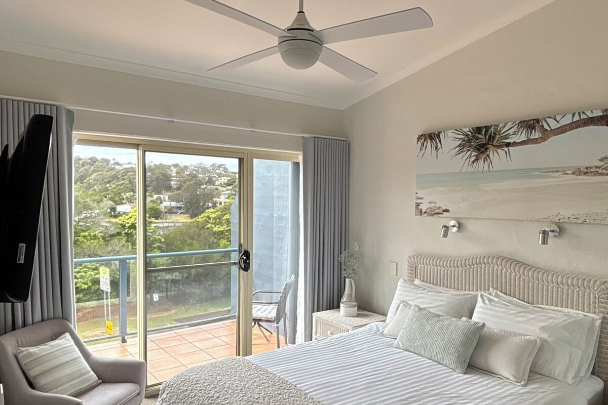 1 bedroom, soundproofing, iron/ironing board, free cots/infant beds