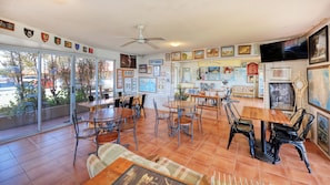 Daily continental breakfast (AUD 10 per person)